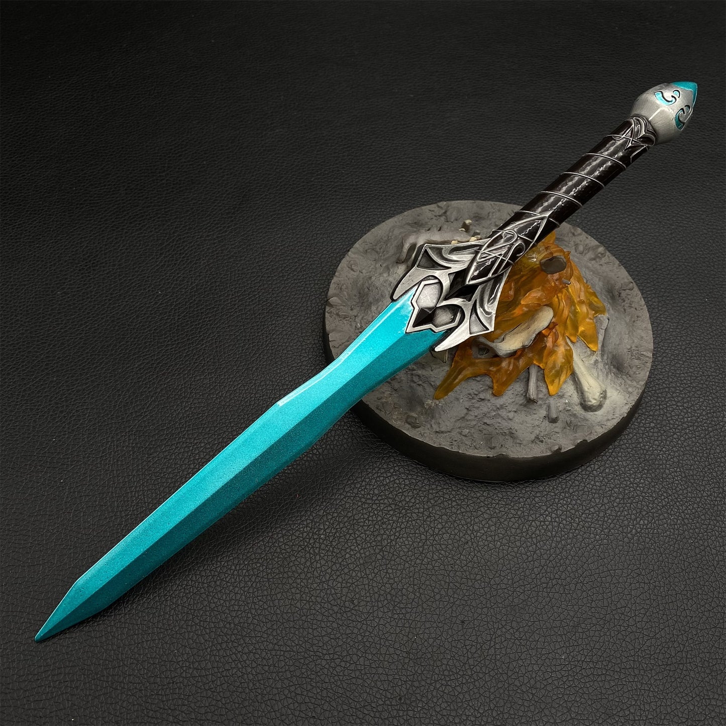 Oblivion Chillrend Sword 1/2 Scale Metal Replica