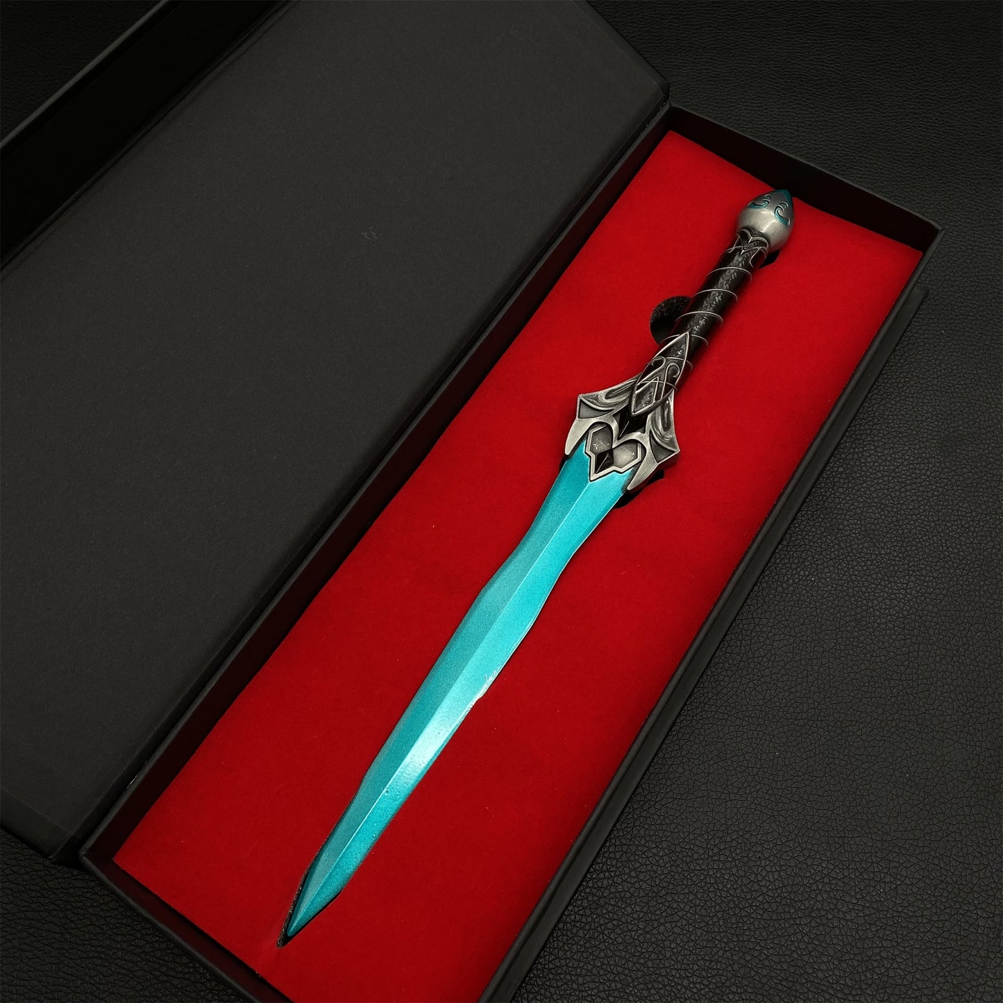 Oblivion Chillrend Sword 1/2 Scale Metal Replica