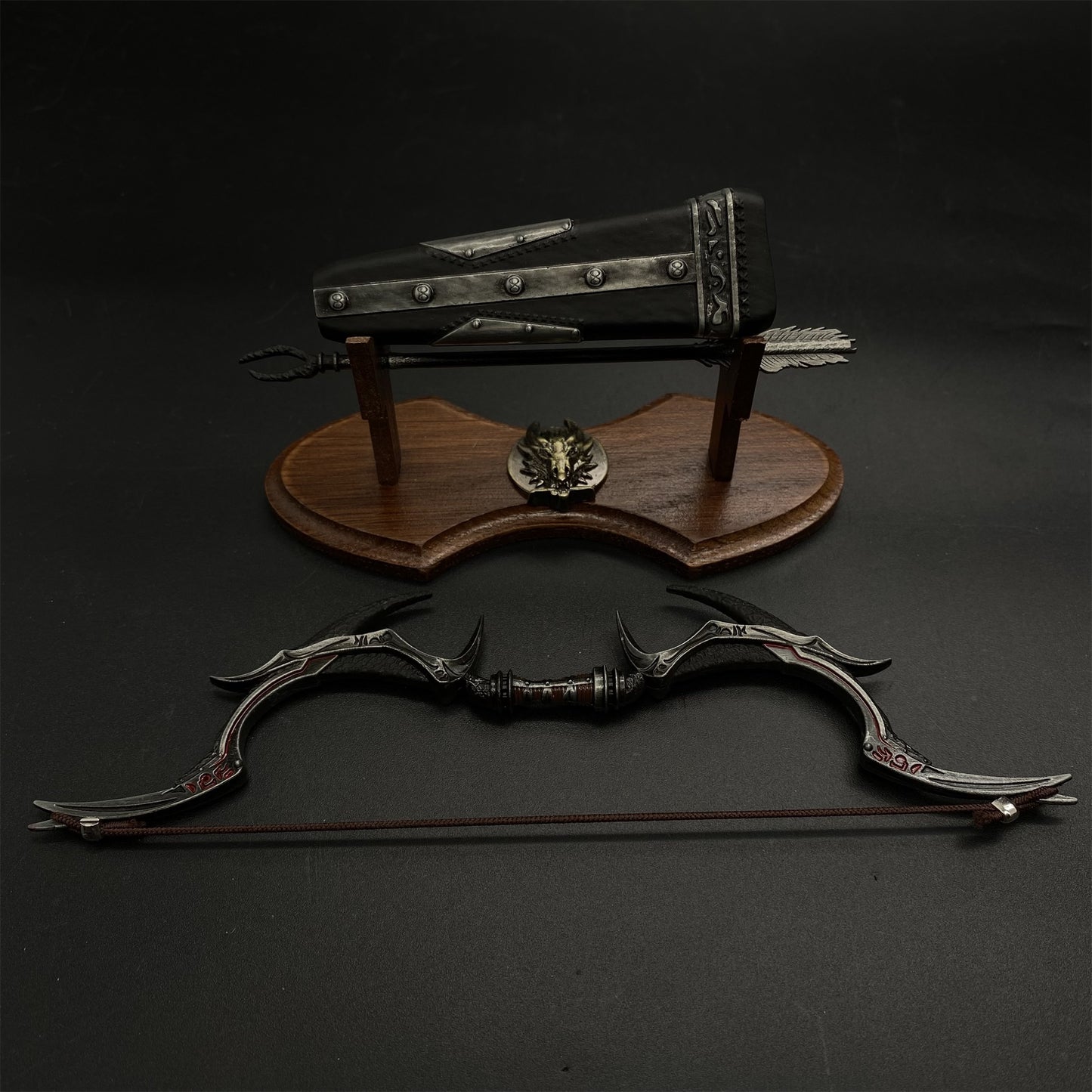 1/6 Scale Daedric Bow Miniature