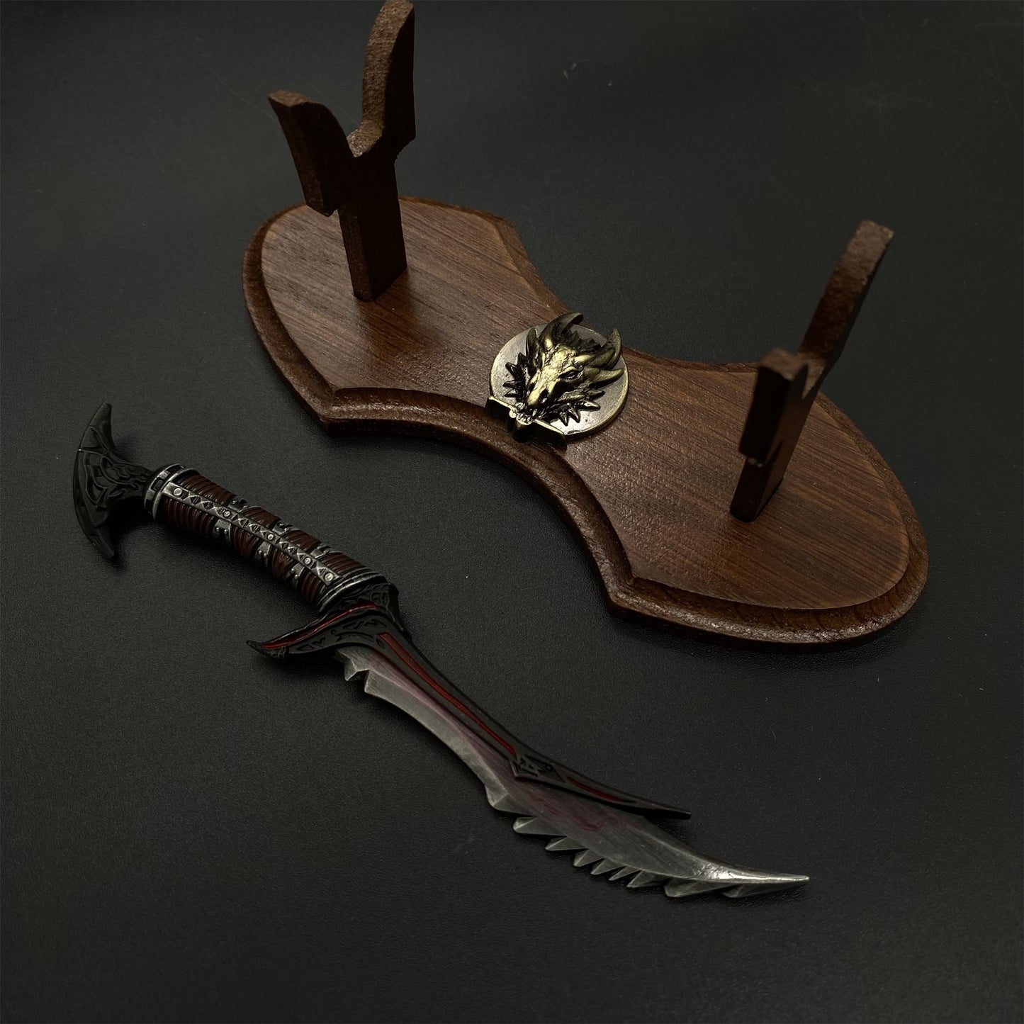 1/6 Skyrim Daedric Dagger Metal Miniature