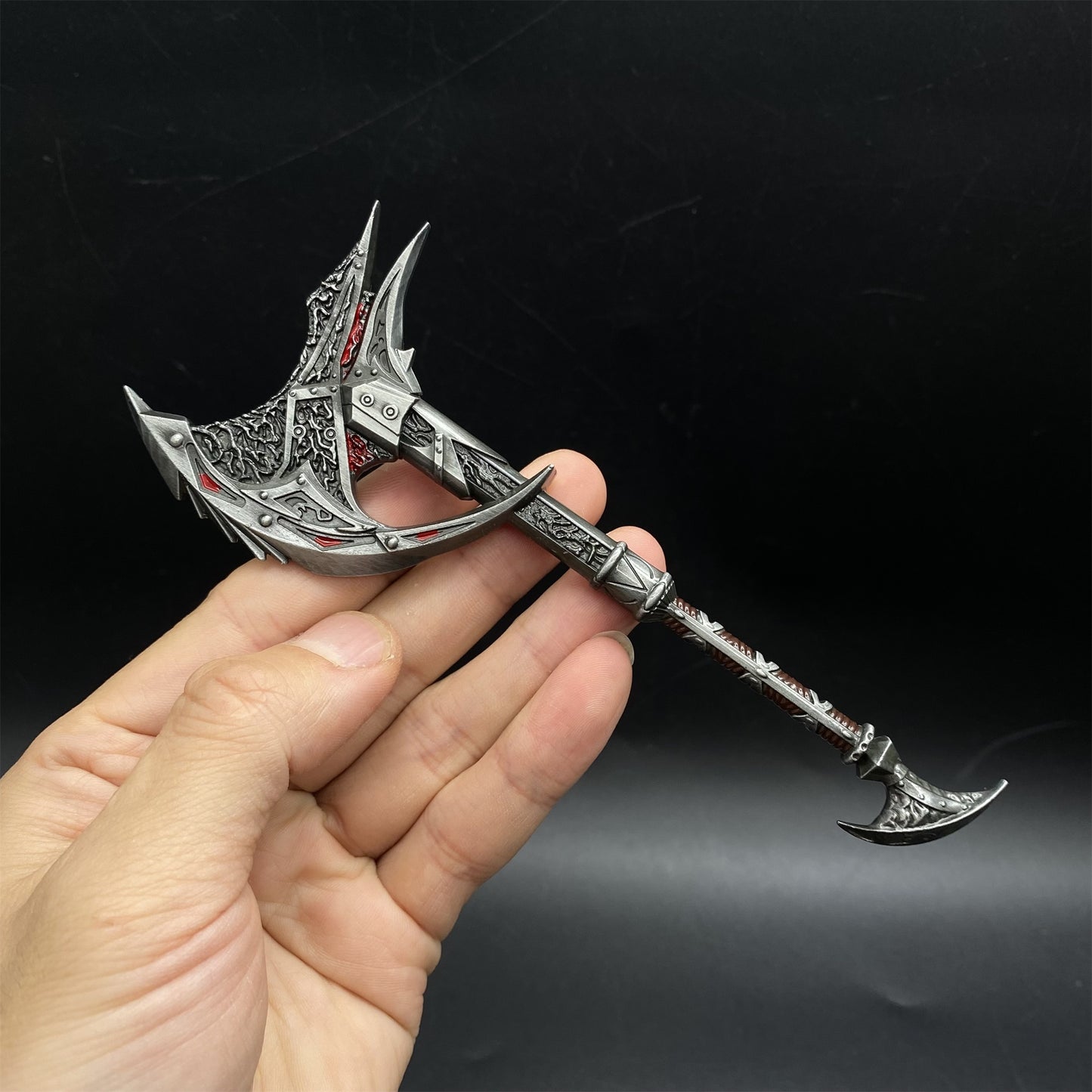 Mini Skyrim Daedric Battle Axe Metal Replica