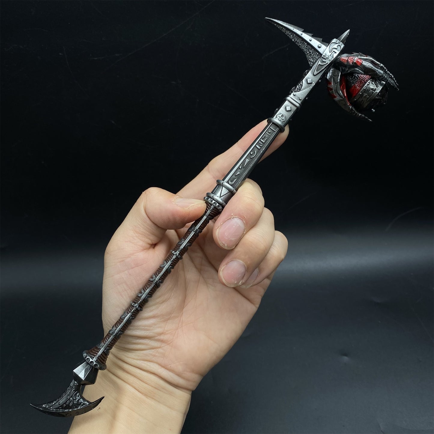 One-Sixth Two Hand Warrior Skyrim Daedric War Hammer