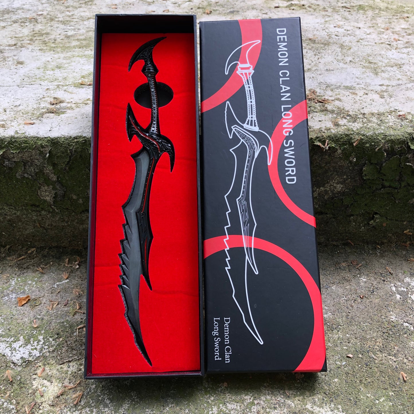 Metal Skyrim Daedric Sword Replica 1:3 Scale
