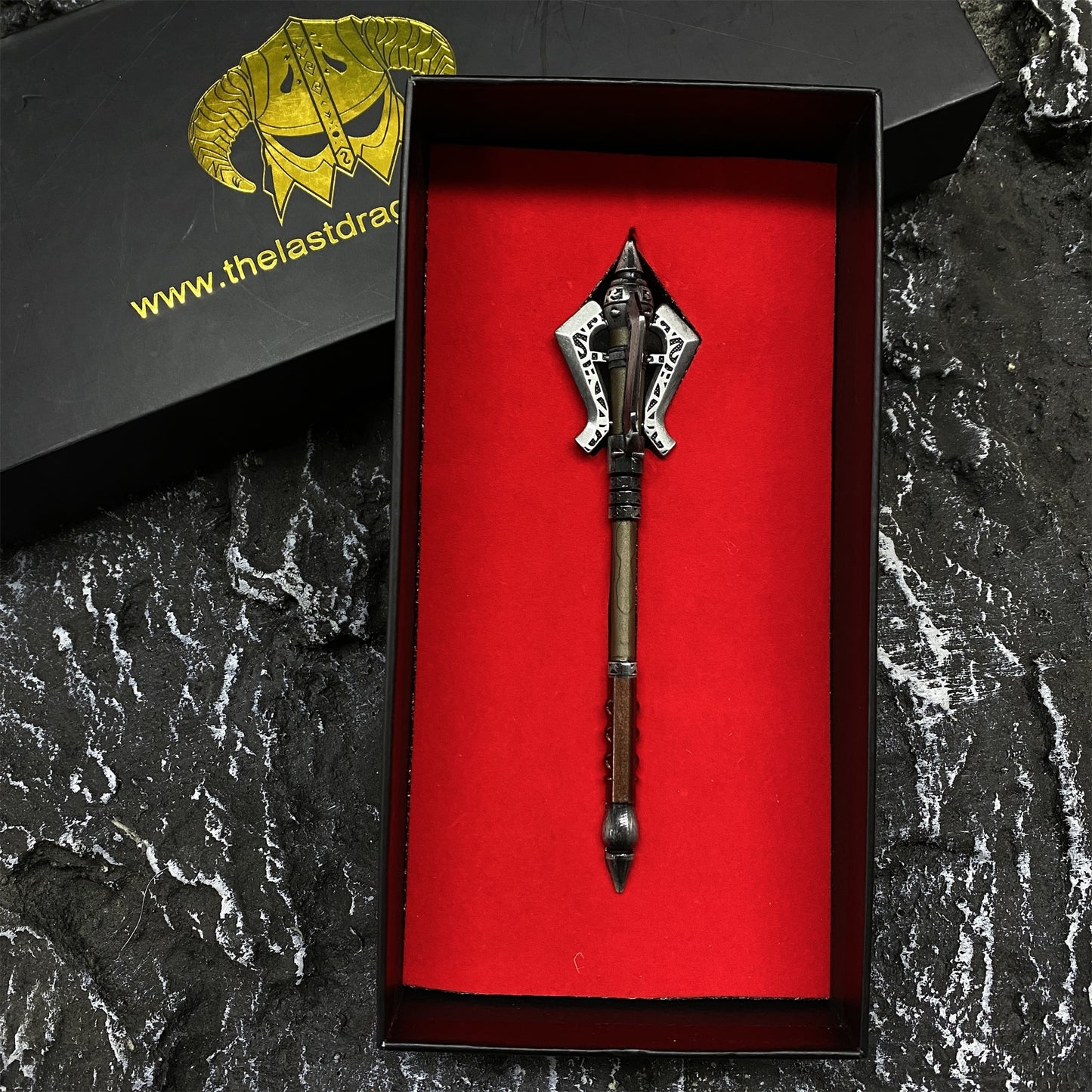 Metal Skyrim Steel Sword Skyforged Axe Steel Mace Steel Dagger 1: 6 Scale