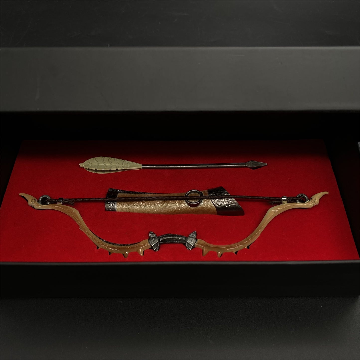 Metal 1/6 Scale Skyrim Dragon Bone Bow Miniature
