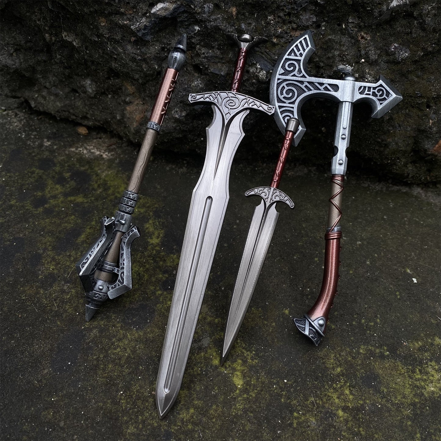 Metal Skyrim Steel Sword Skyforged Axe Steel Mace Steel Dagger 1: 6 Scale