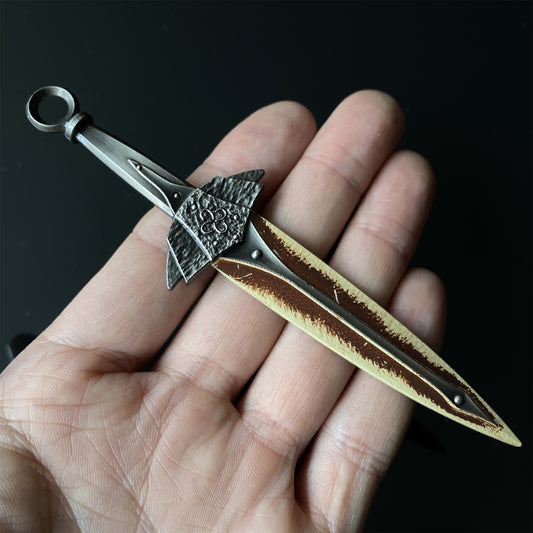 1/6 Skyrim Dragonbone Dagger Miniature
