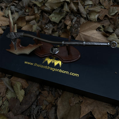 1:6 Dragonbone Battleaxe Metal Miniature Gift Box