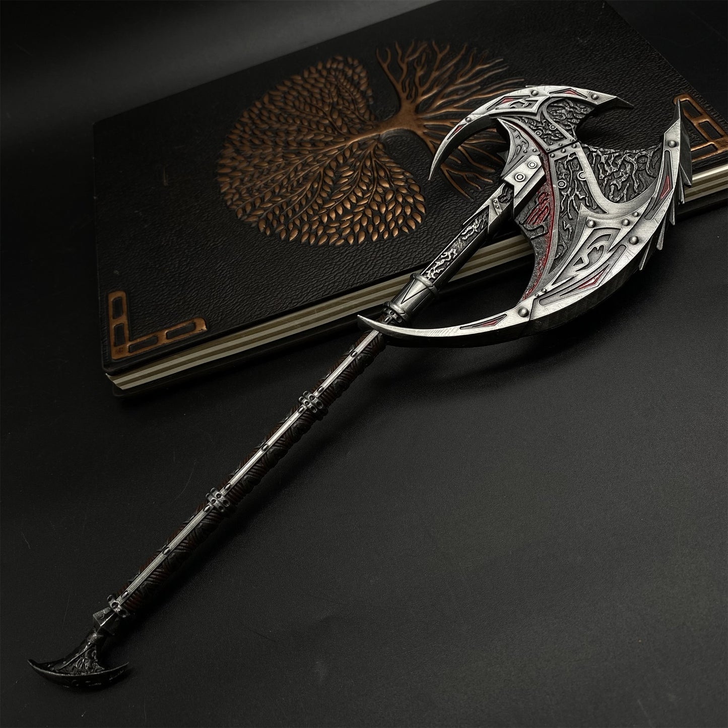 1:6 Scale Daedric Giant Axe Metal Miniature