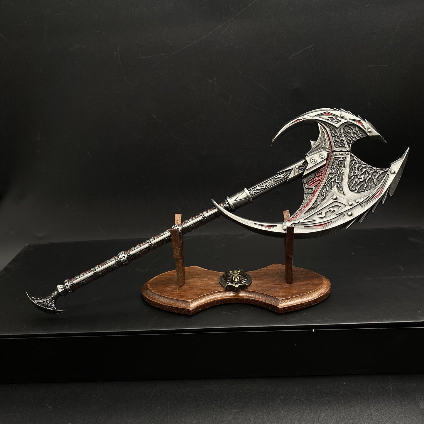 1:6 Scale Daedric Giant Axe Metal Miniature