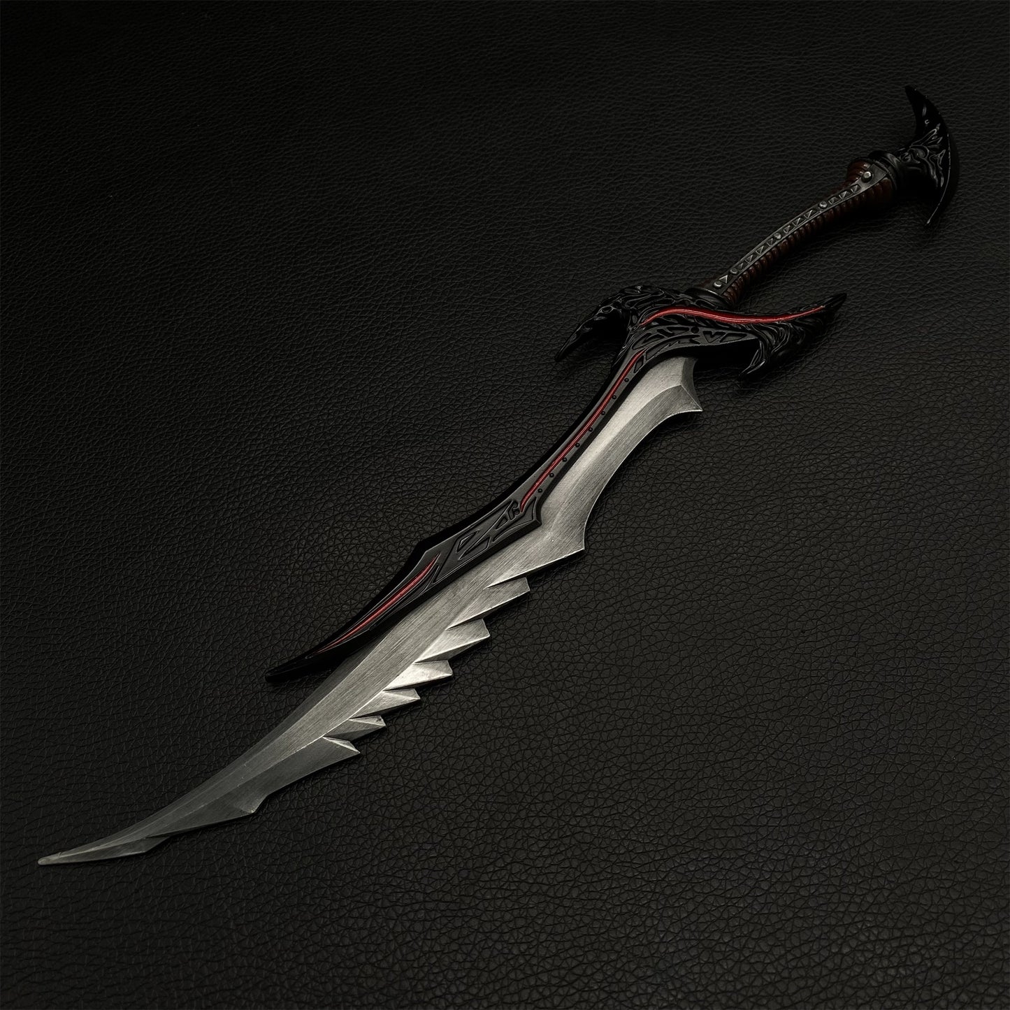 Metal Skyrim Daedric Sword Replica 1:3 Scale