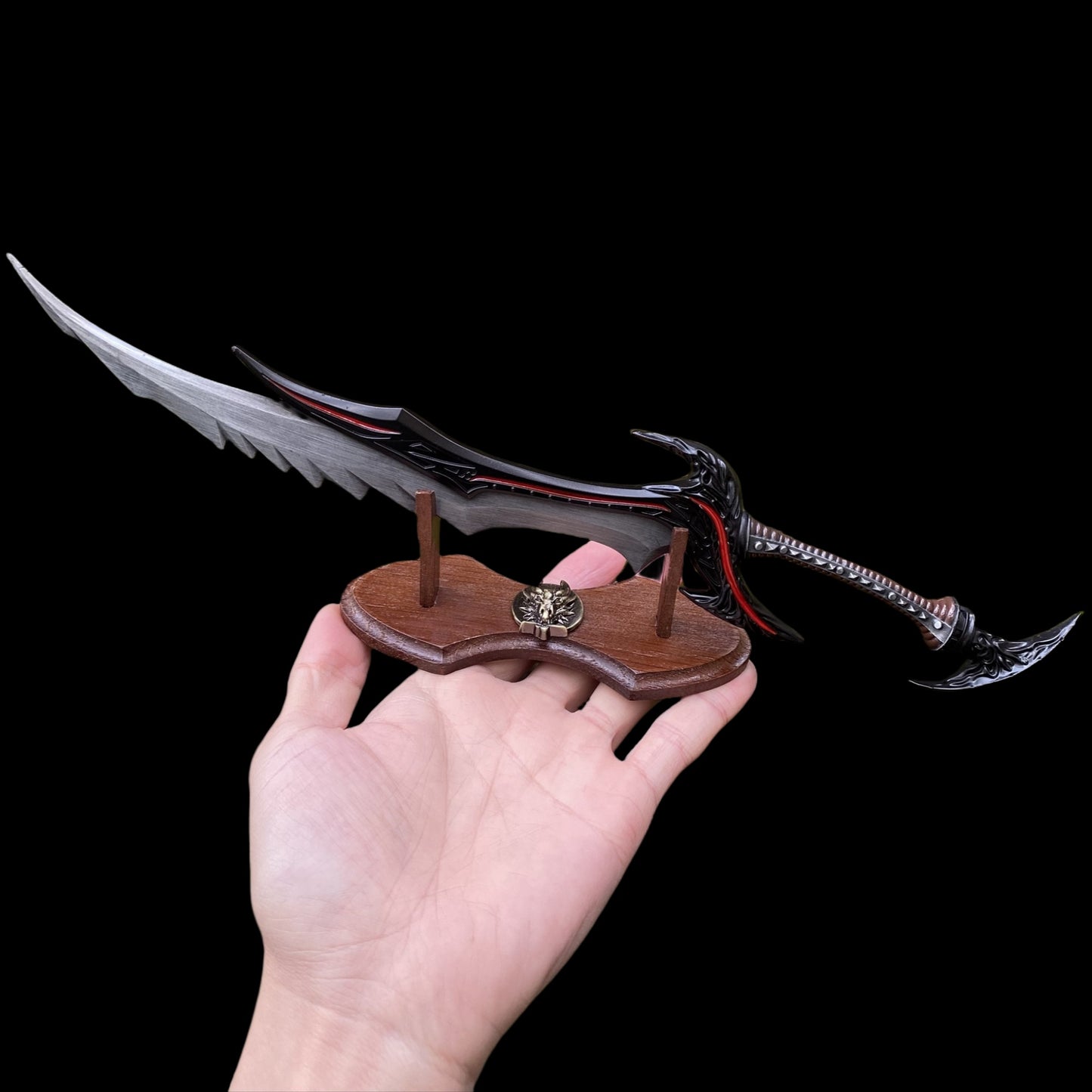 Metal Skyrim Daedric Sword Replica 1:3 Scale