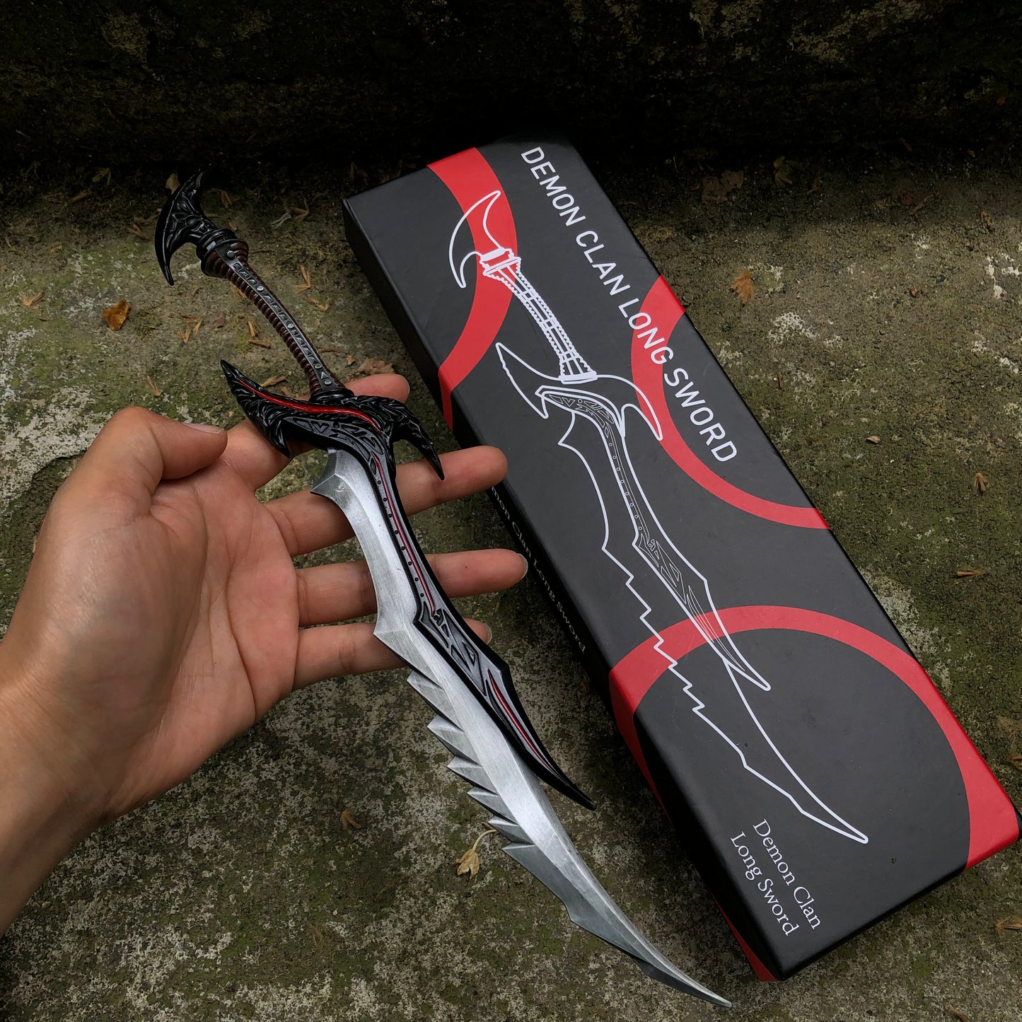 Metal Skyrim Daedric Sword Replica 1:3 Scale