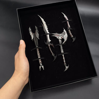 Skyrim Daedric Weapons 4 In 1 Pack With 3D Wooden Stand