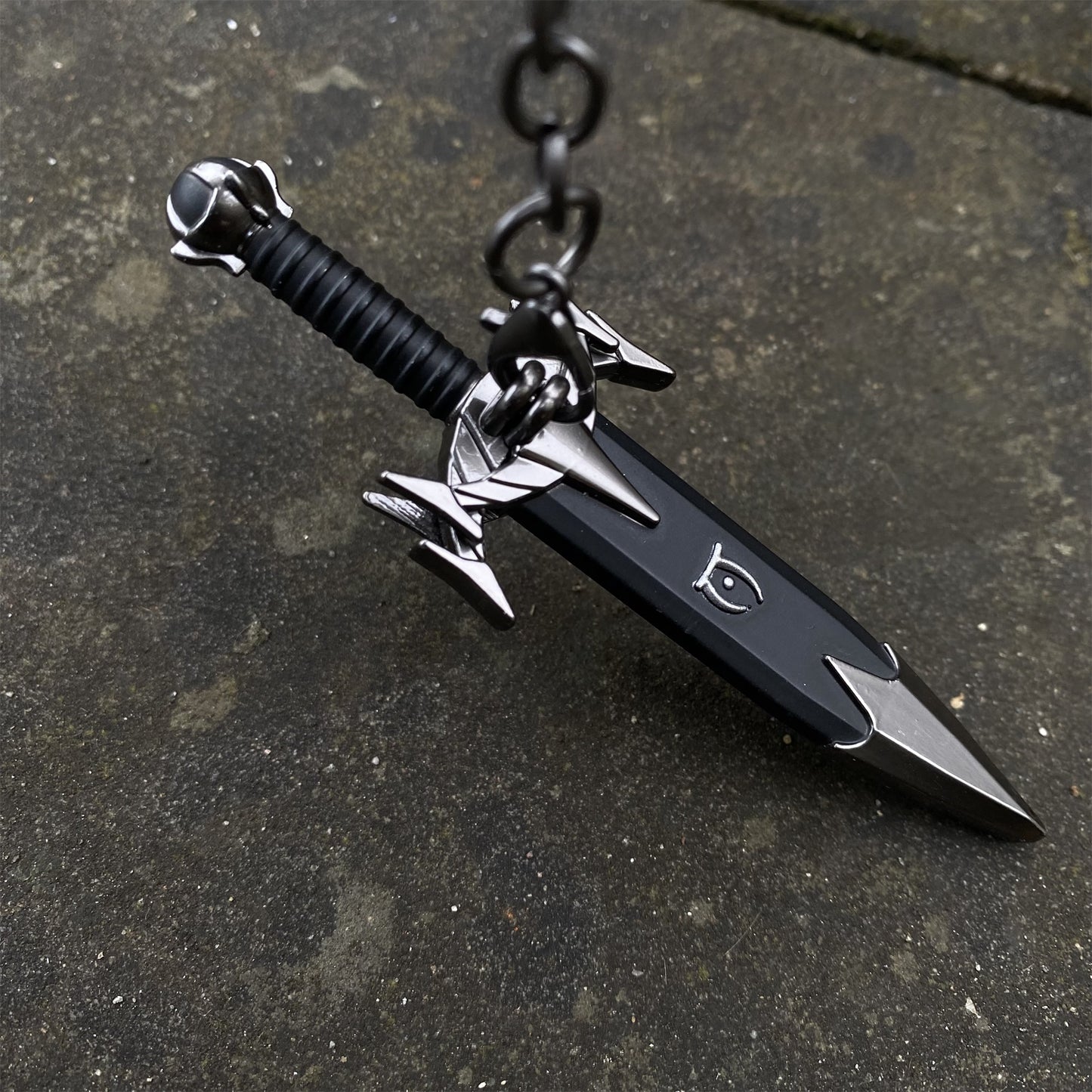 Mini Mehrunes Dagon Razor Inspired EDC Knife Keychain