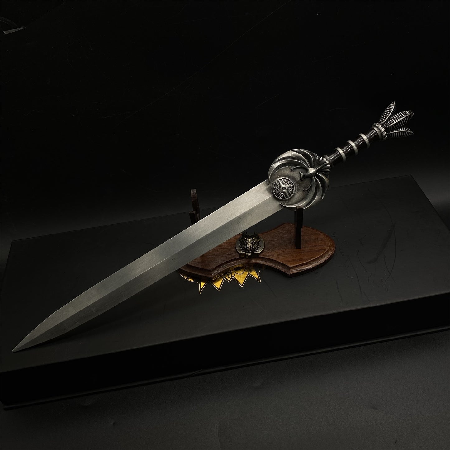 Nightingale Blade 1/3 Metal Replica