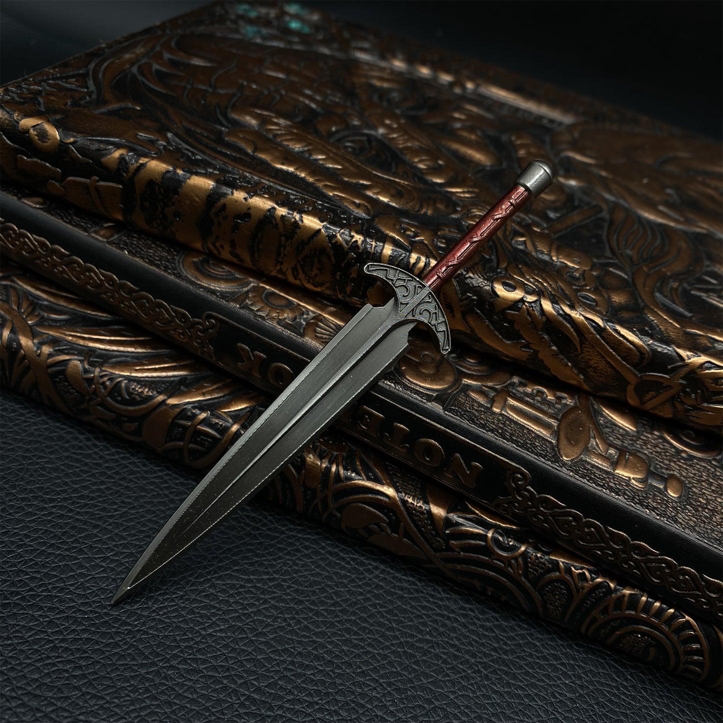 Metal One-Sixth Skyrim Steel Dagger Display Fan Art