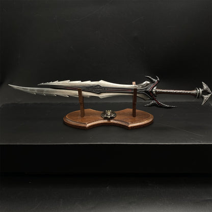 Two Hand Warrior Skyrim Daedric Great Sword
